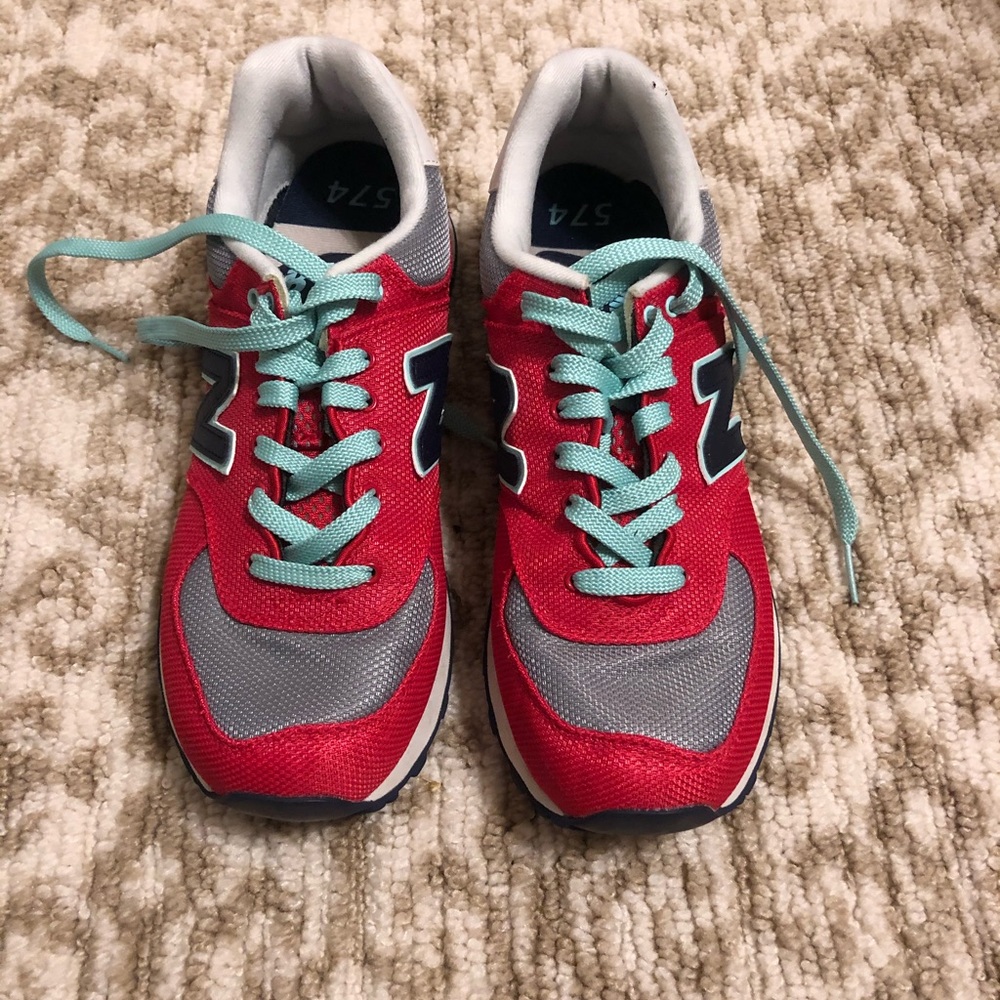 New Balance Sneakers! Size 9!